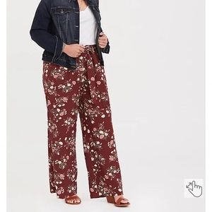 Wide leg crepe floral pants